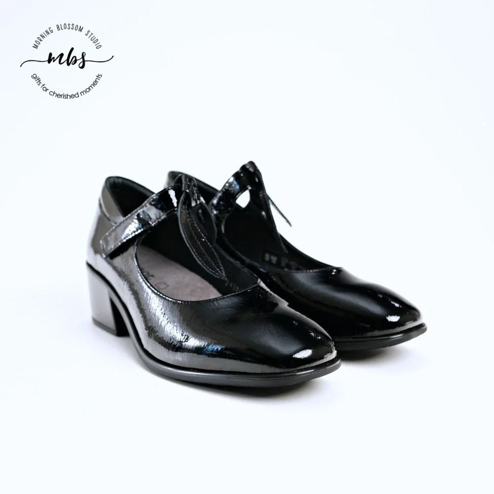 NIB‎ Naot Nobility Mary Jane Crinkle Patent Leather Orthopedic Black Women 40
